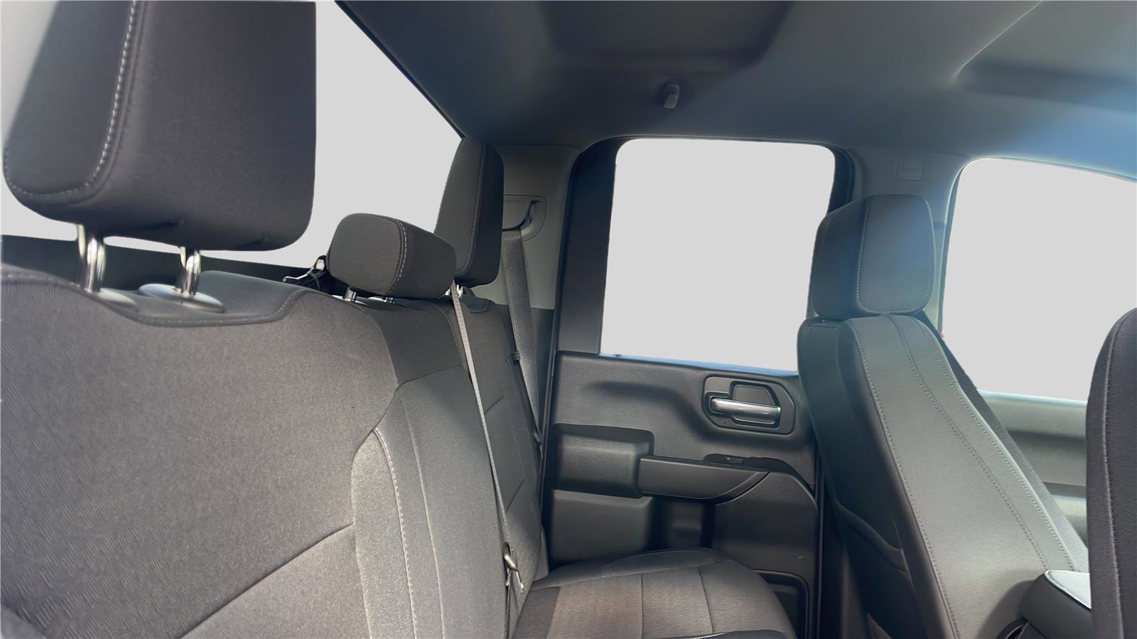 New 2026 GMC Sierra 2500 Pro w/ Convenience Package image 19