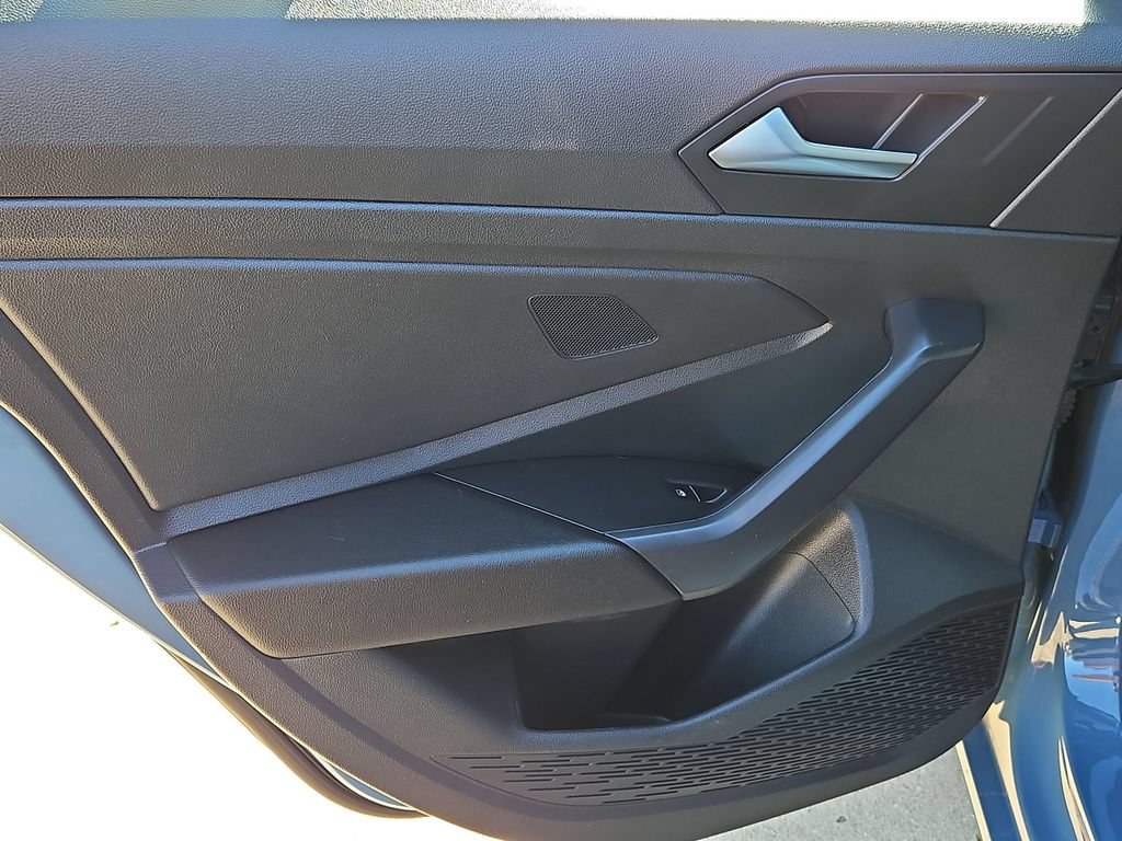 Used 2025 Volkswagen Jetta Sport FWD image 27