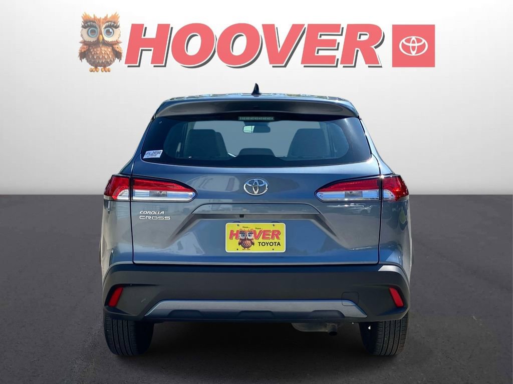 Used 2024 Toyota Corolla Cross L FWD image 3