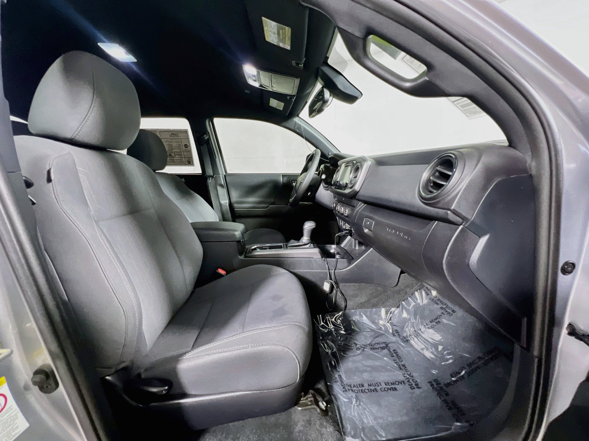 Used 2019 Toyota Tacoma TRD Sport RWD image 31