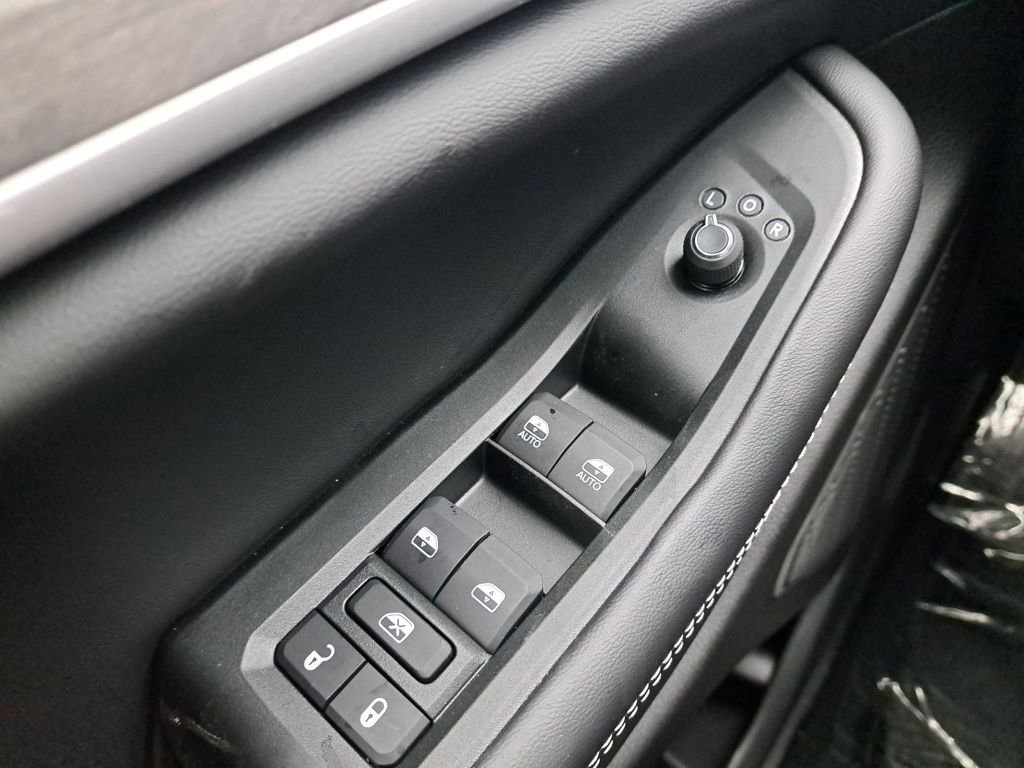 New 2025 Jeep Grand Cherokee L Limited w/ Luxury Tech Group II image 25