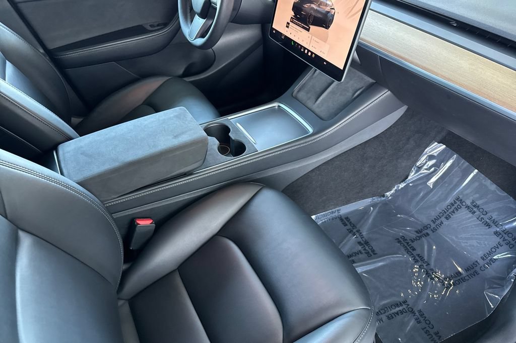 Used 2022 Tesla Model Y Performance AWD/4WD image 17