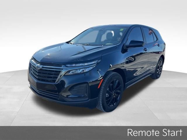 Used 2024 Chevrolet Equinox LS w/ LS Convenience Package image 3
