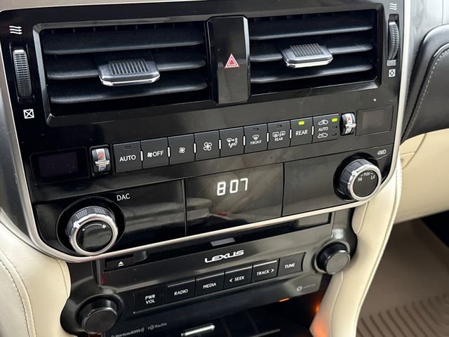 Used 2022 Lexus GX 460 Premium w/ Premium Package AWD/4WD image 27