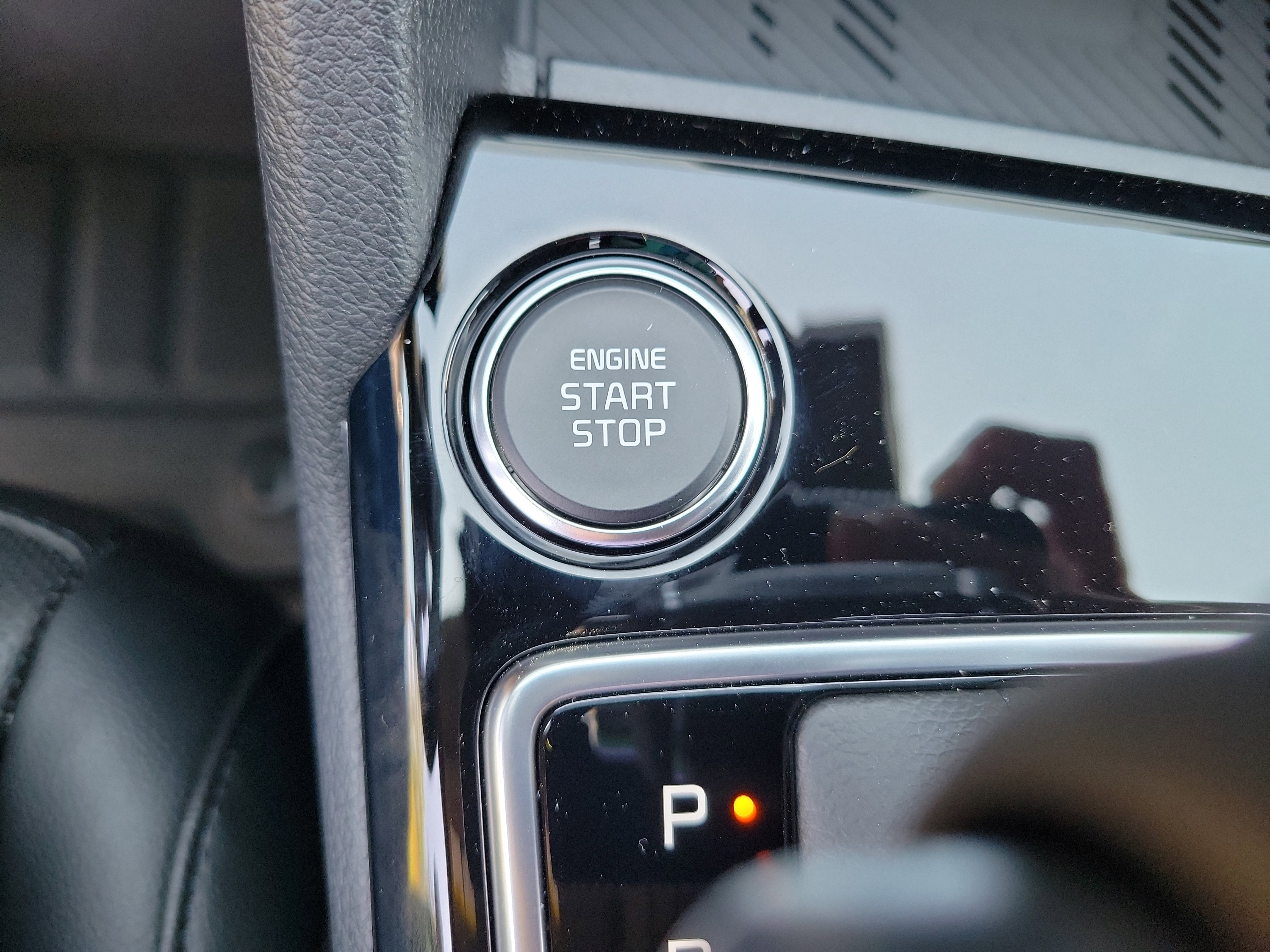 Used 2025 Kia Sportage X-Line w/ Premium Package image 15
