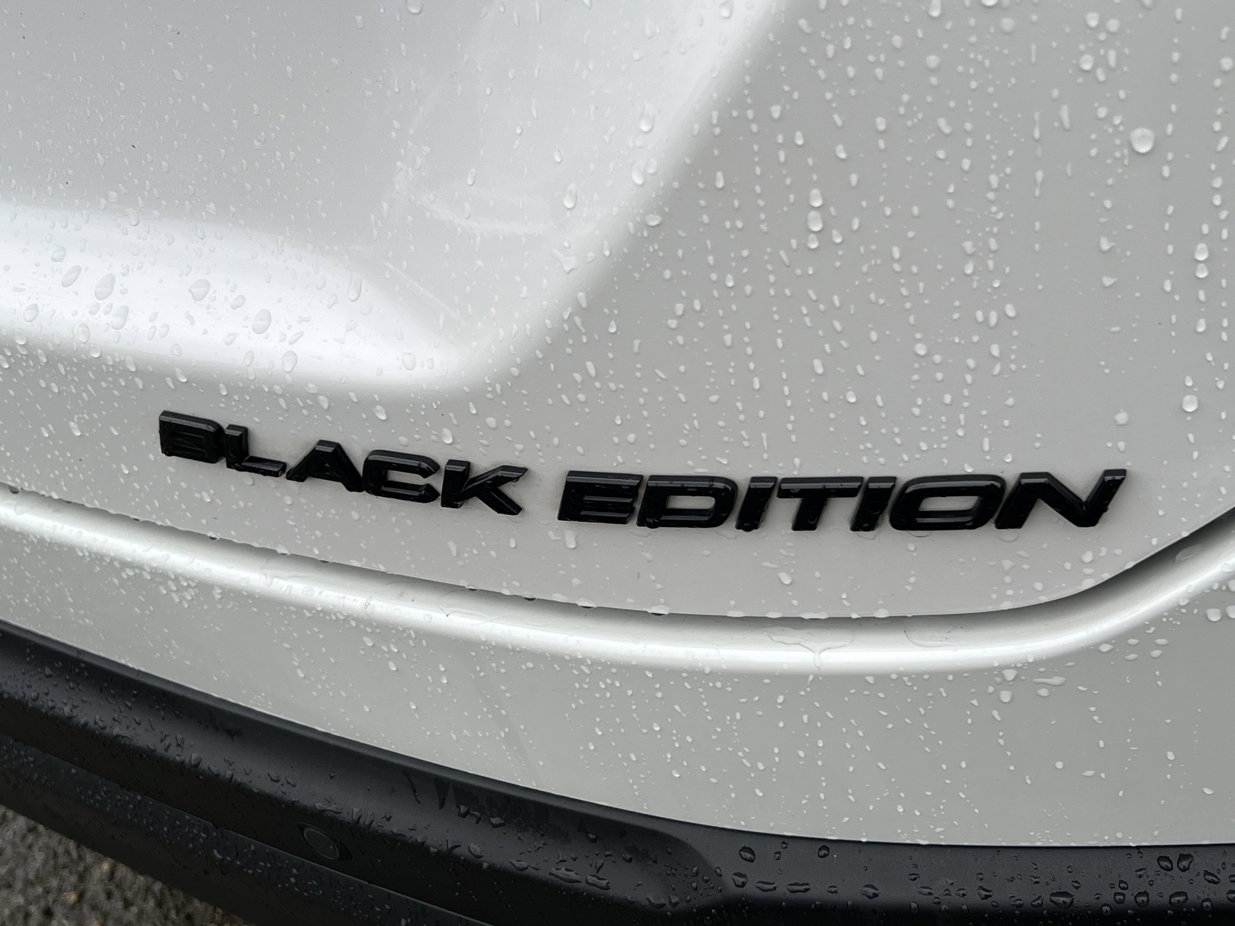 Used 2025 Honda Pilot Black Edition image 9