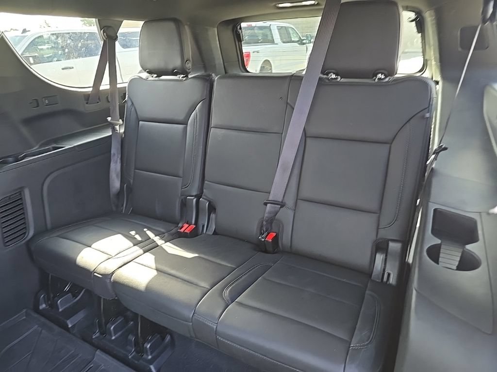 Used 2021 Chevrolet Suburban Z71 AWD/4WD image 18