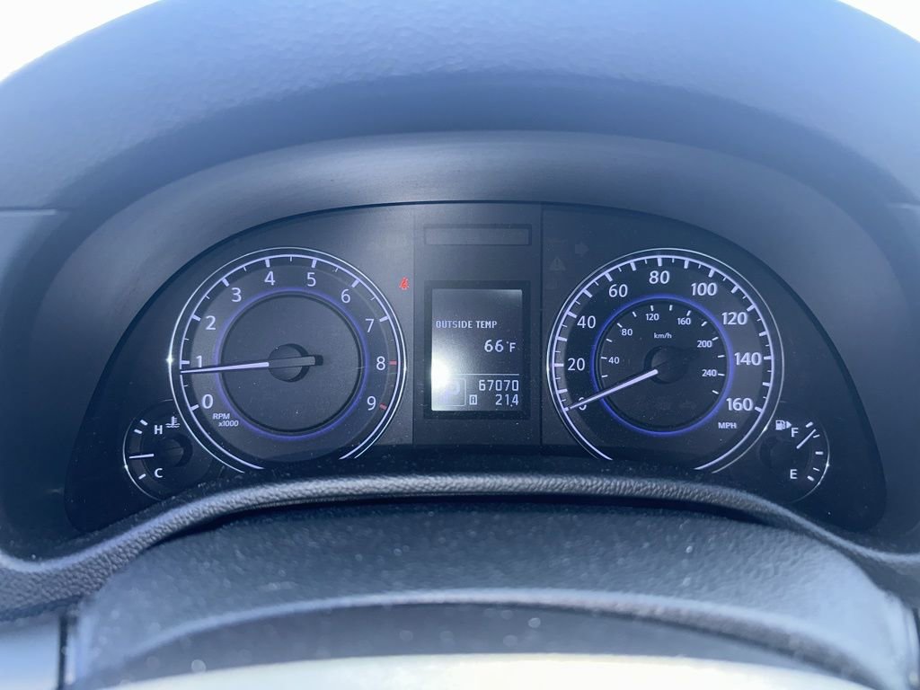 Used 2013 INFINITI G37 x w/ Premium Pkg image 7