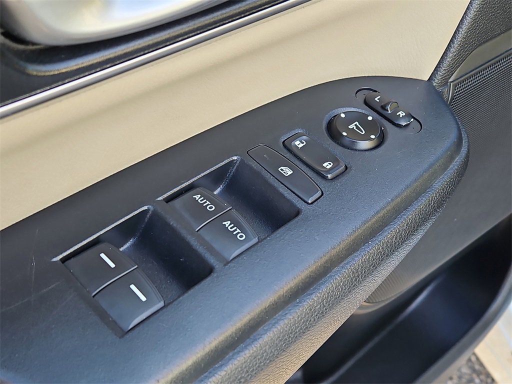 Used 2019 Honda CR-V EX-L image 28