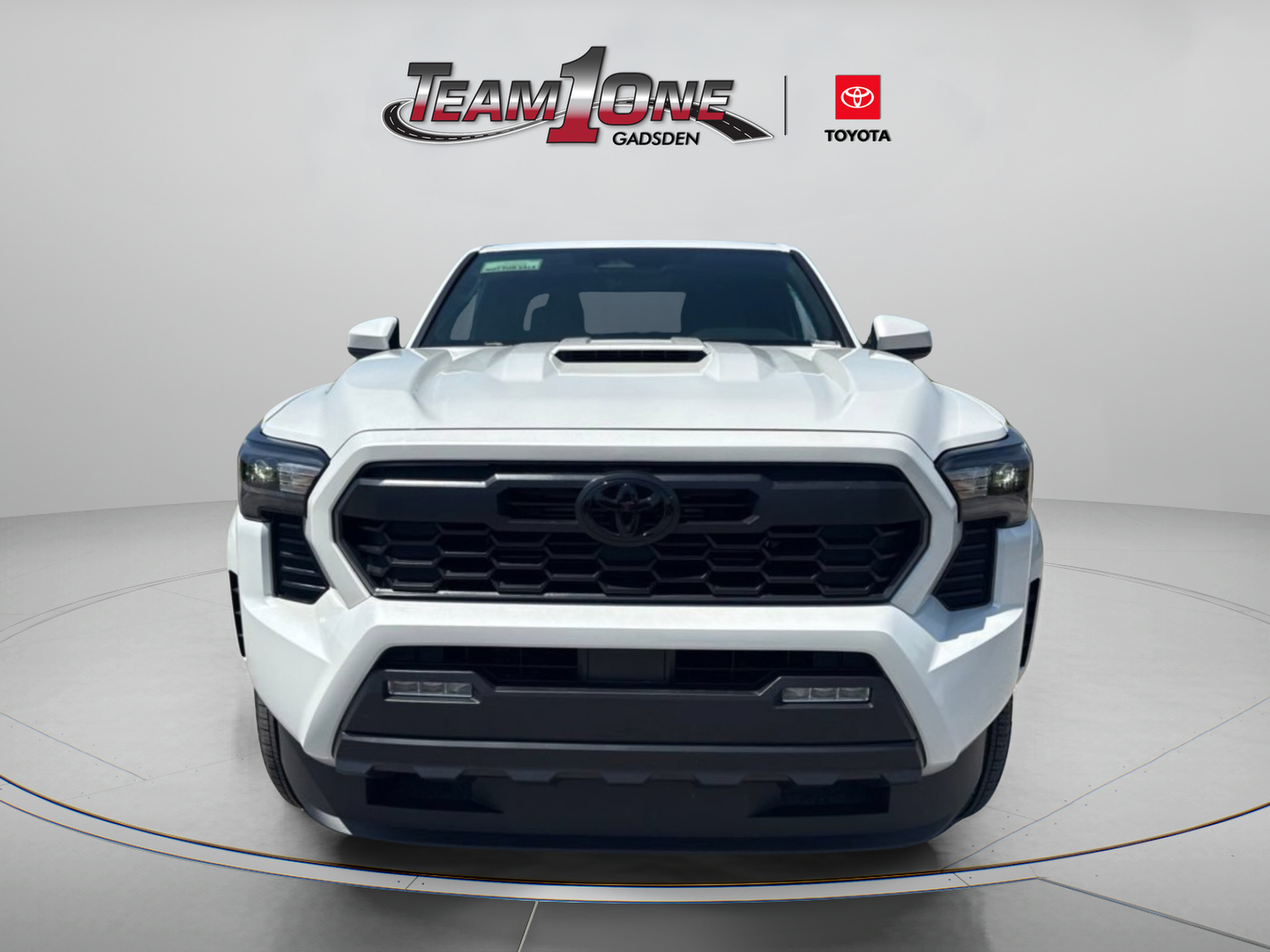 Certified 2026 Toyota Tacoma TRD Sport AWD/4WD image 4