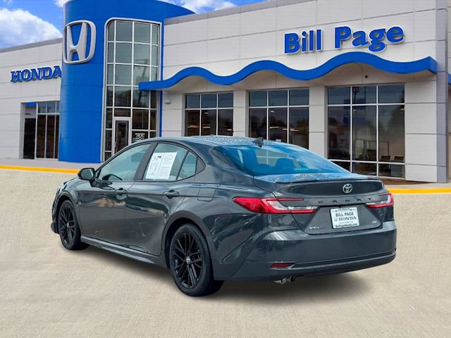 Used 2025 Toyota Camry SE FWD image 6