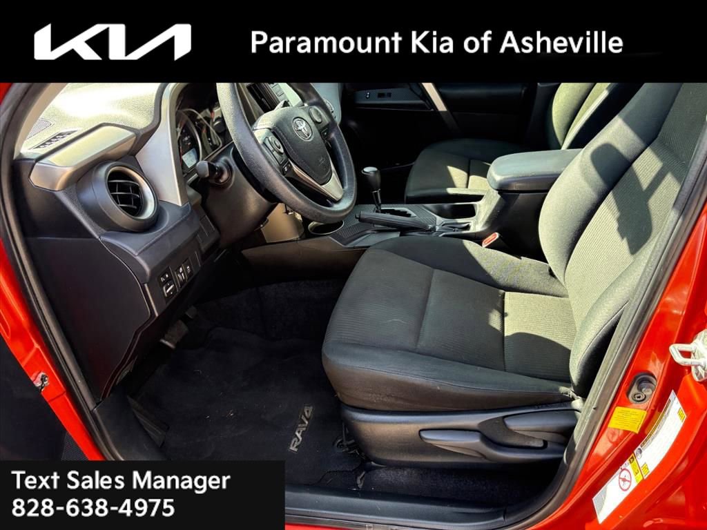 Used 2015 Toyota RAV4 LE image 16
