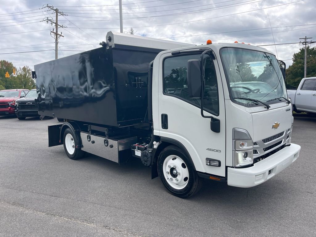 Used 2024 Chevrolet Low Cab Forward RWD image 14