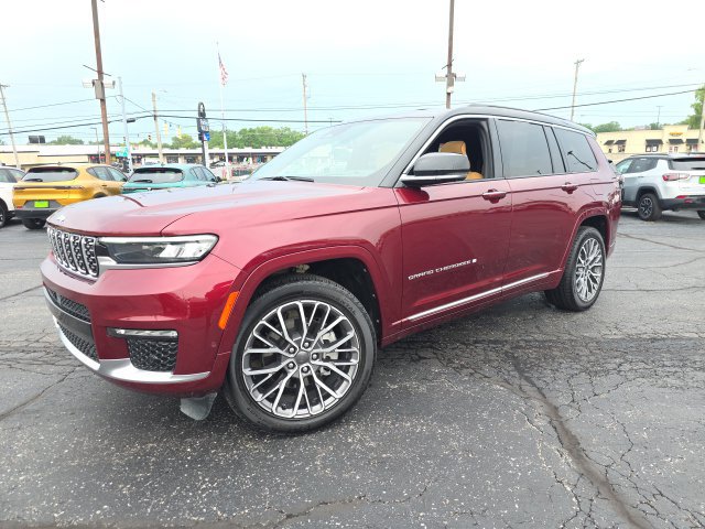 Used 2025 Jeep Grand Cherokee L Summit AWD/4WD image 2