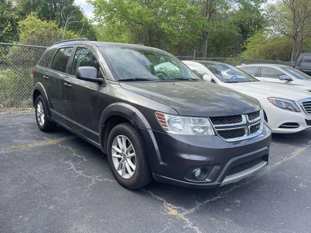 Used 2015 Dodge Journey SXT w/ Flexible Seating Group image 2