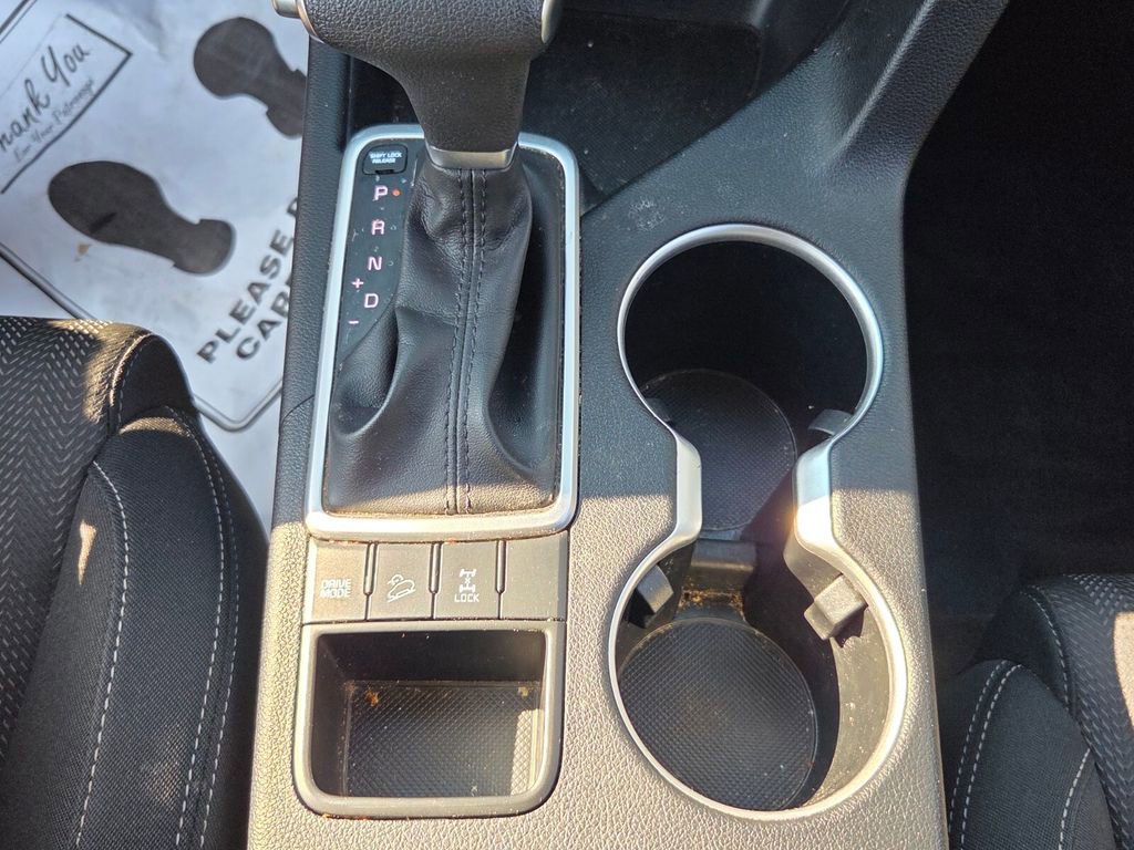 Used 2022 Kia Sportage LX image 18