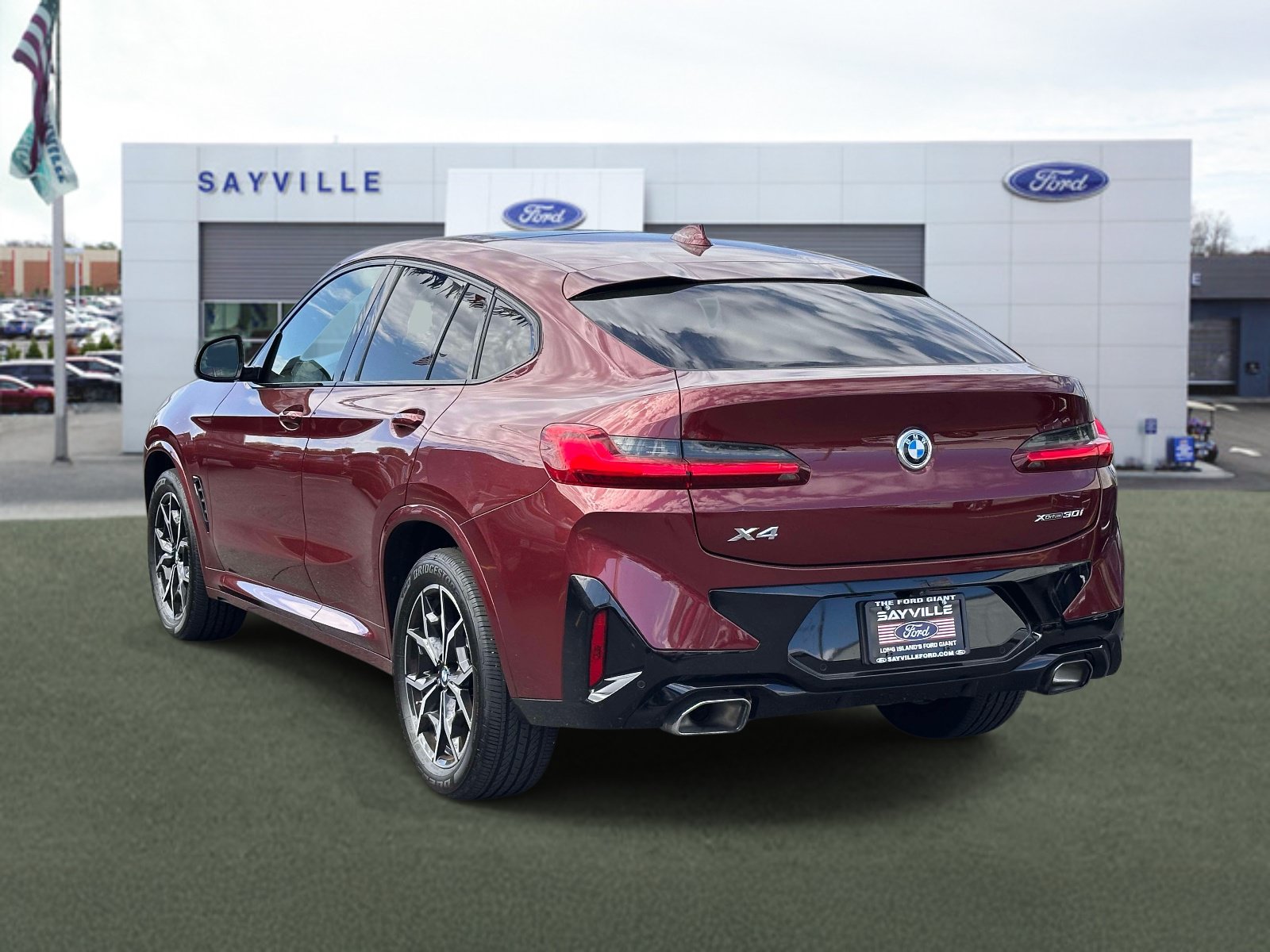 Used 2022 BMW X4 xDrive30i w/ M Sport Package 2 AWD/4WD image 4