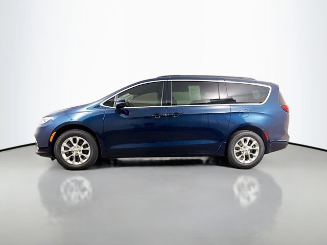 Used 2022 Chrysler Pacifica Touring-L AWD/4WD image 4