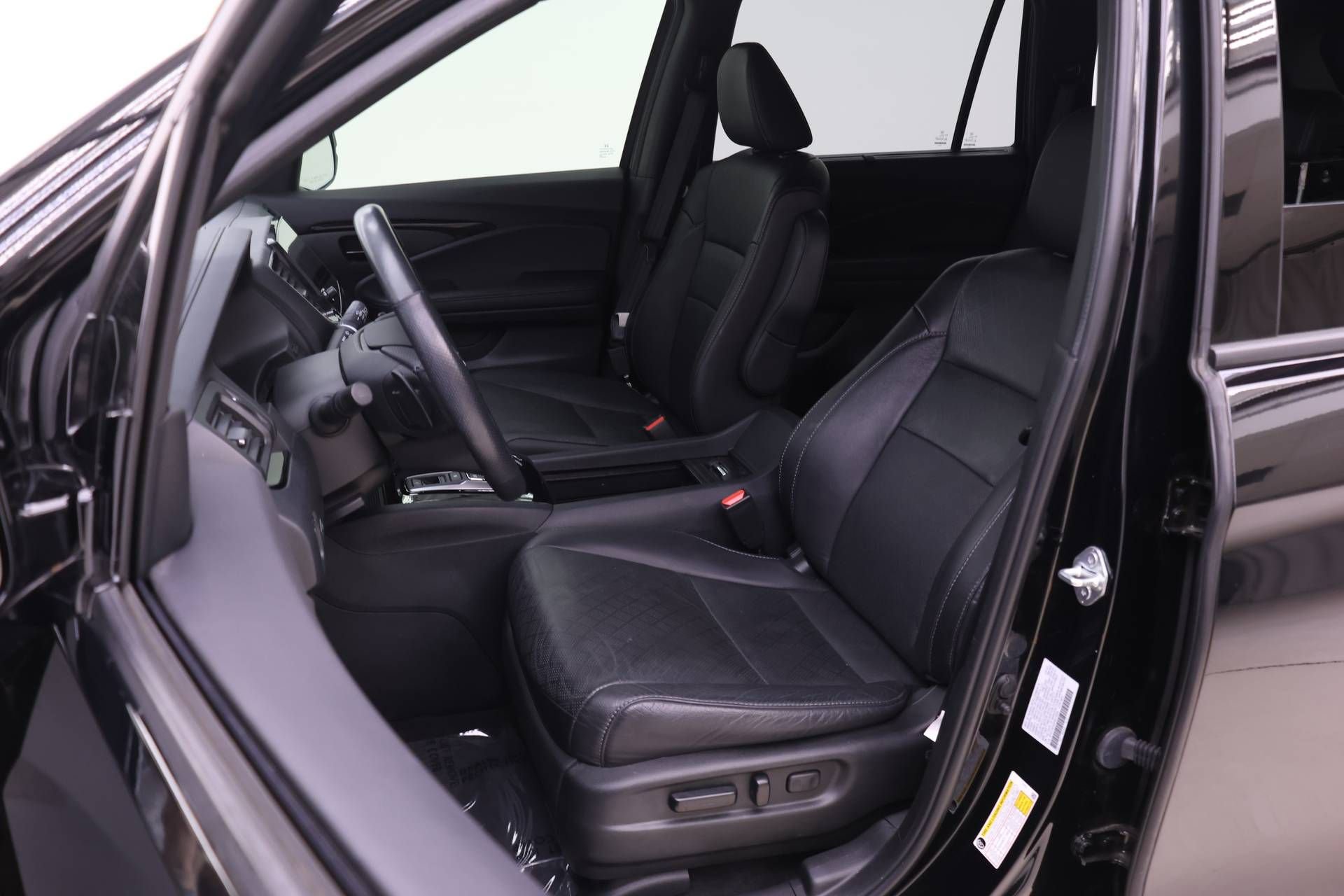 Certified 2023 Honda Passport Elite image 4