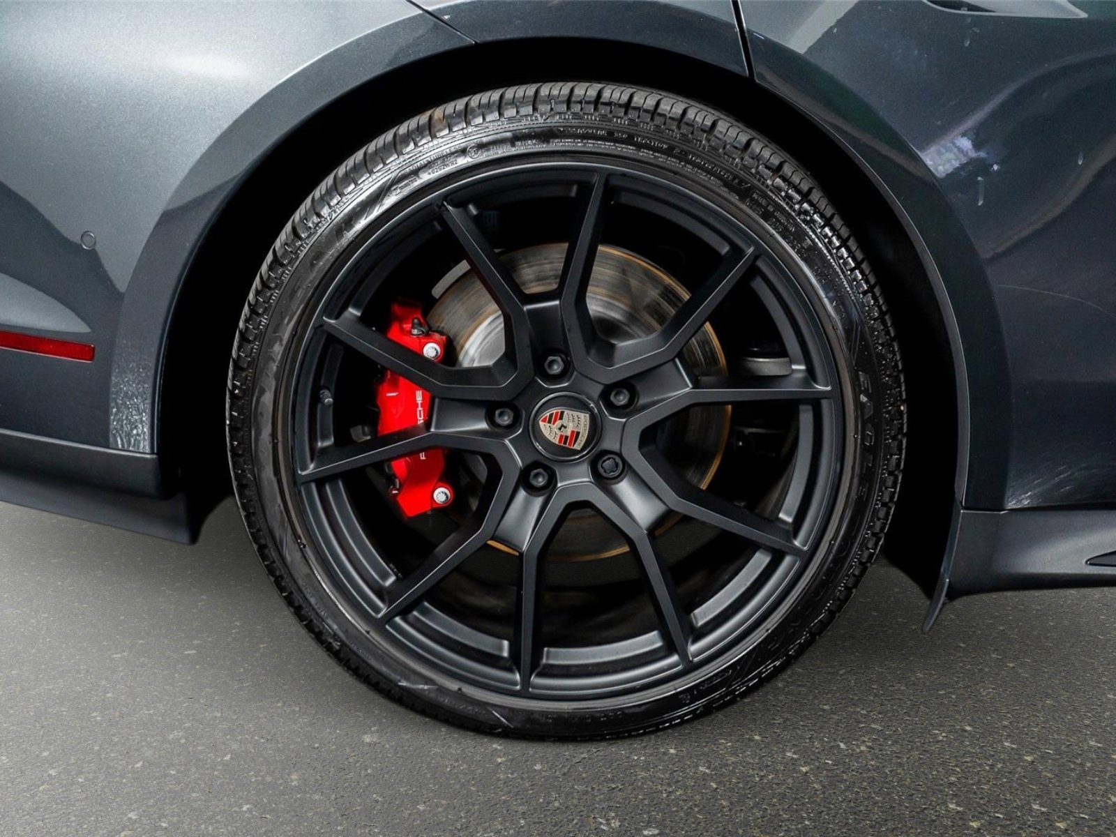 Used 2023 Porsche Taycan GTS w/ Technology Package image 9