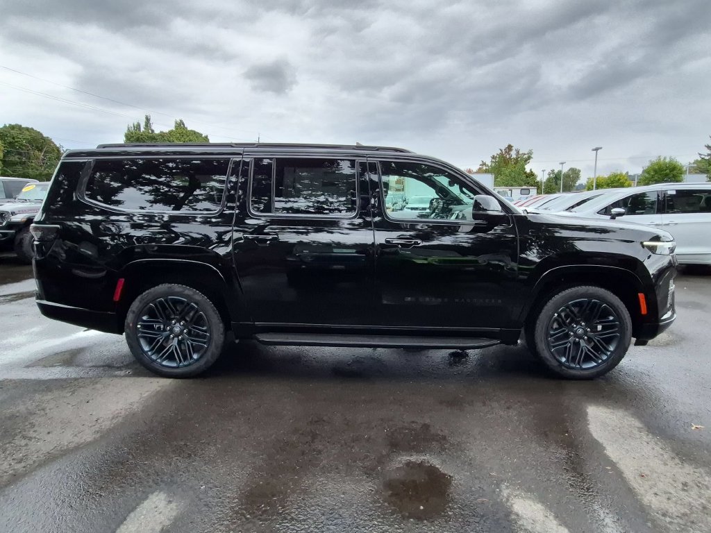 New 2026 Jeep Grand Wagoneer L 4WD image 8