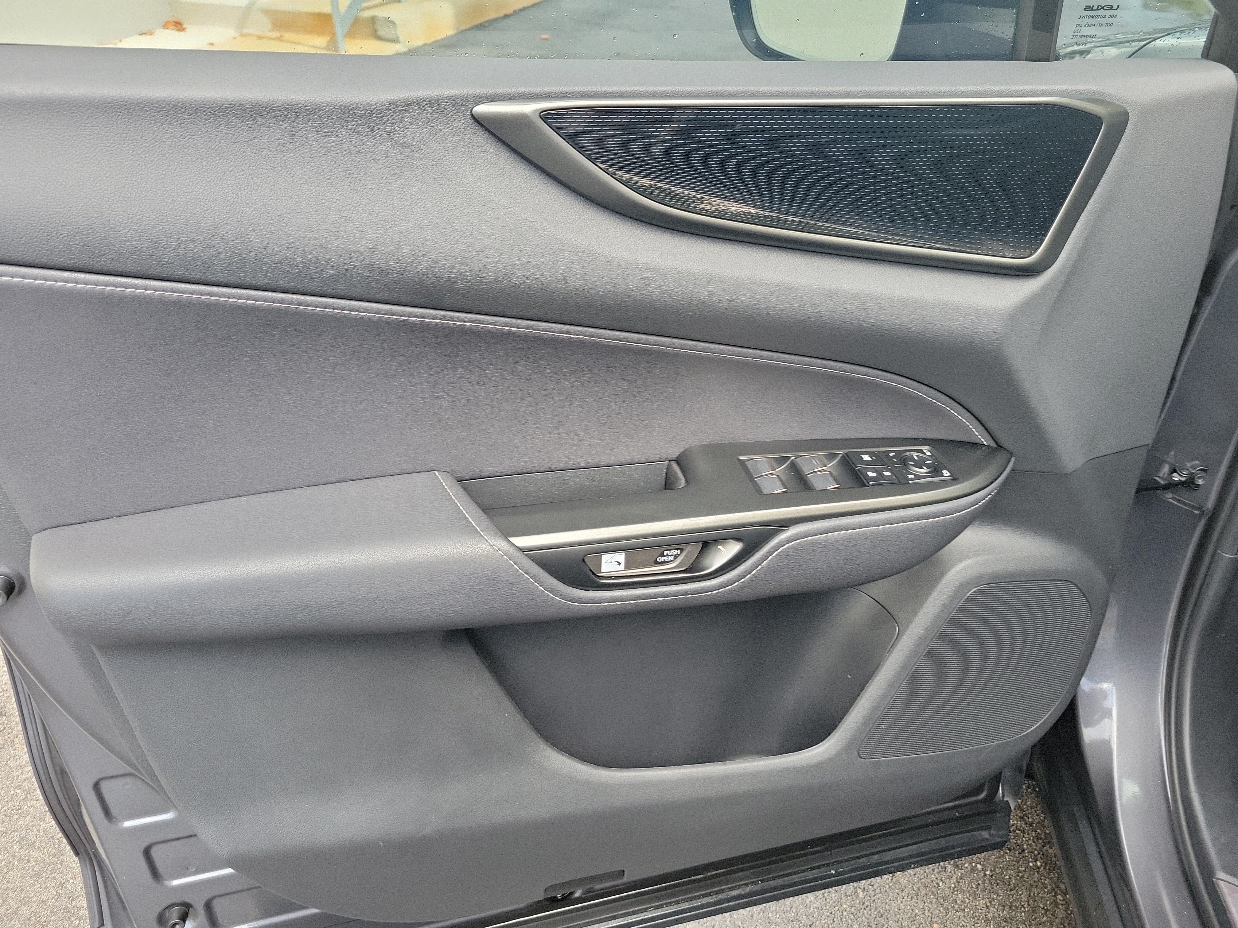 Certified 2024 Lexus NX 250 FWD w/ Towing Package (2000 Lbs) image 19