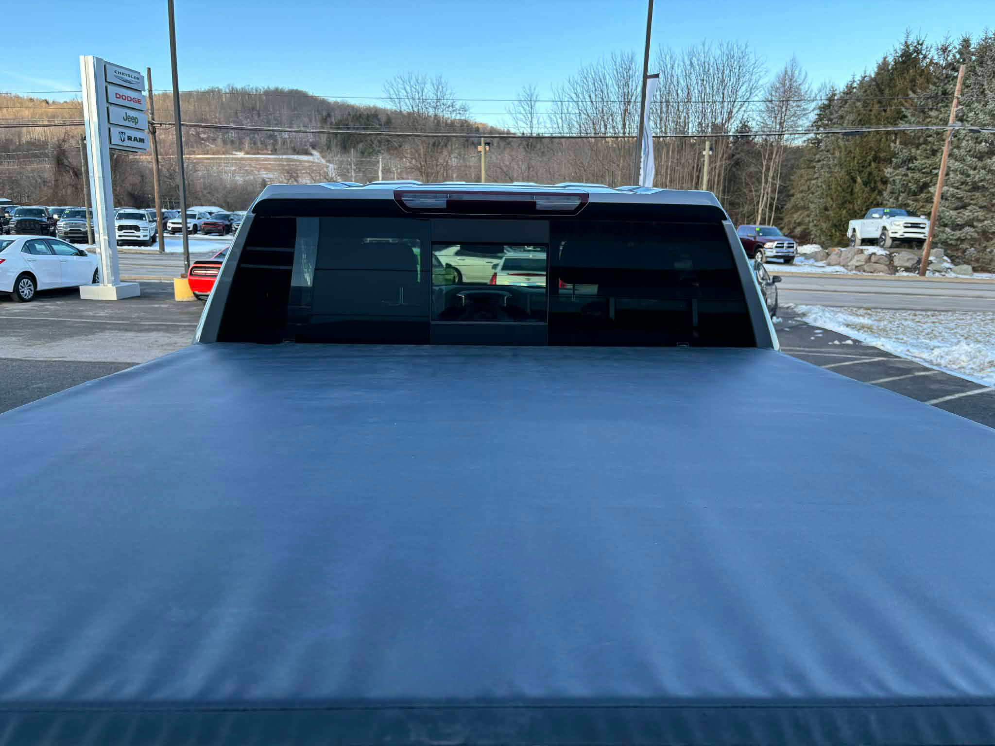 Used 2021 Chevrolet Silverado 1500 LT Trail Boss w/ Convenience Package II image 5