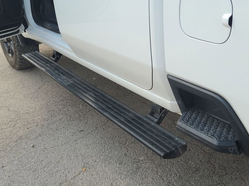 Used 2024 GMC Sierra 2500 AT4 w/ AT4 Premium Plus Package AWD/4WD image 36