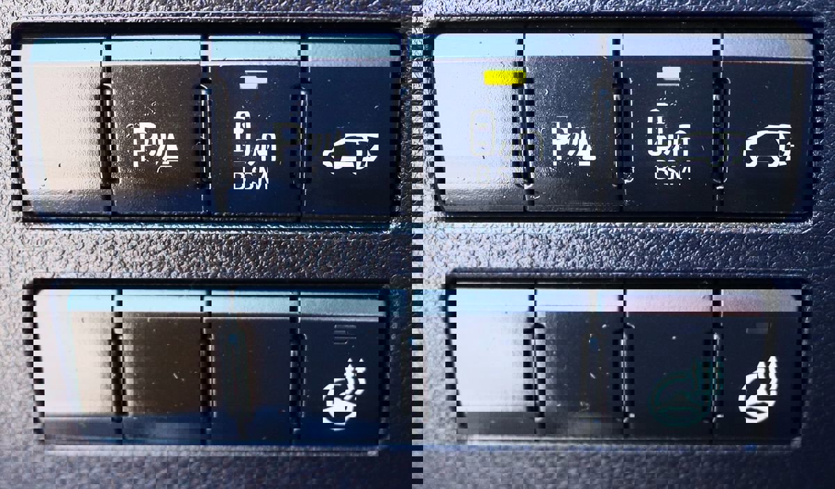 Used 2017 Lexus NX 200t FWD w/ Premium Package image 40