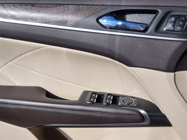 Certified 2019 Lincoln MKC Reserve AWD/4WD image 11