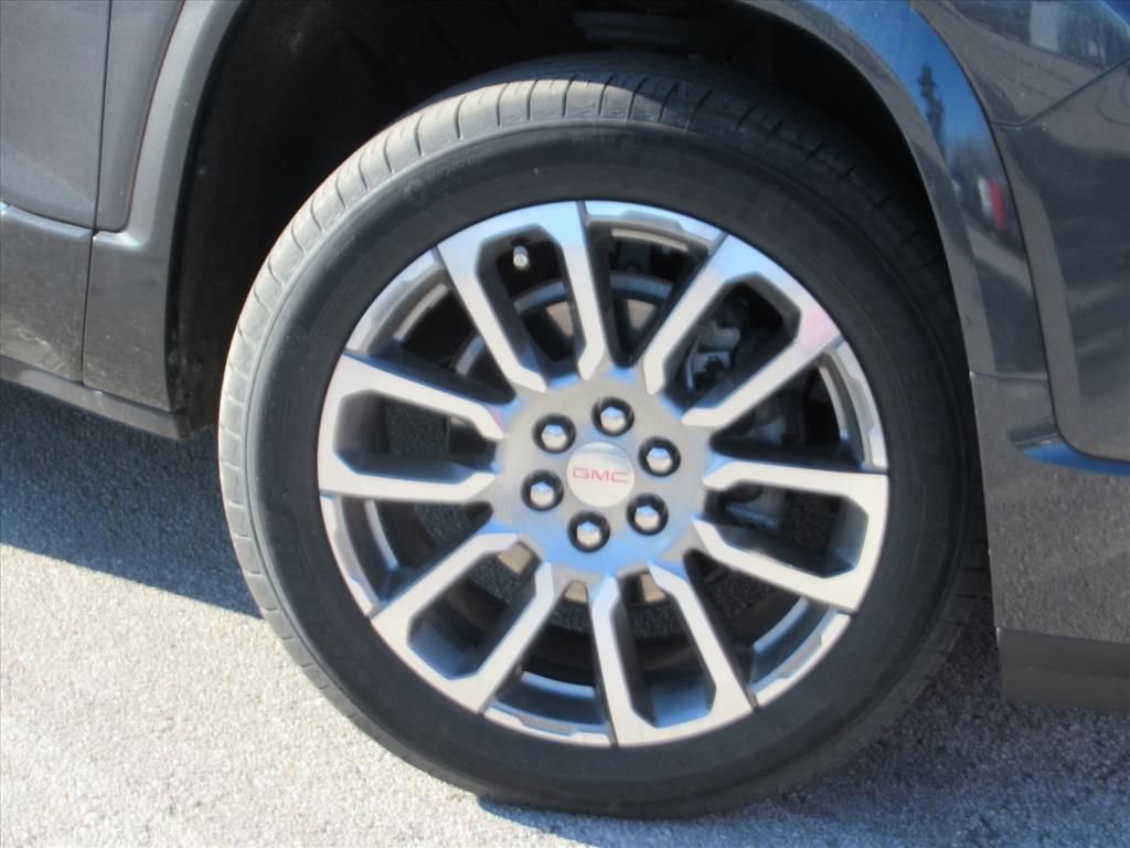 Certified 2023 GMC Acadia Denali w/ Denali Ultimate Package image 7