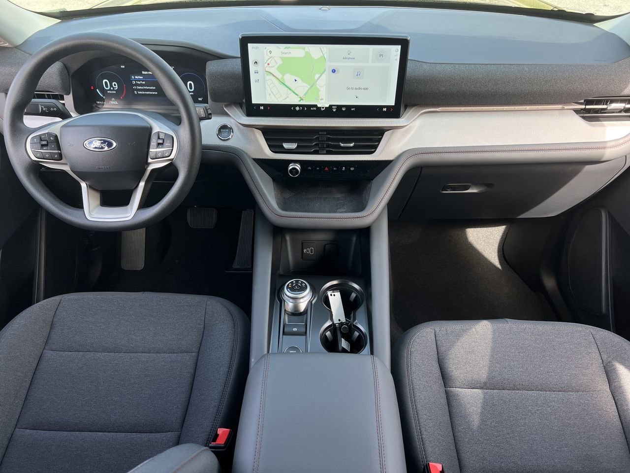 New 2026 Ford Explorer Active RWD image 3