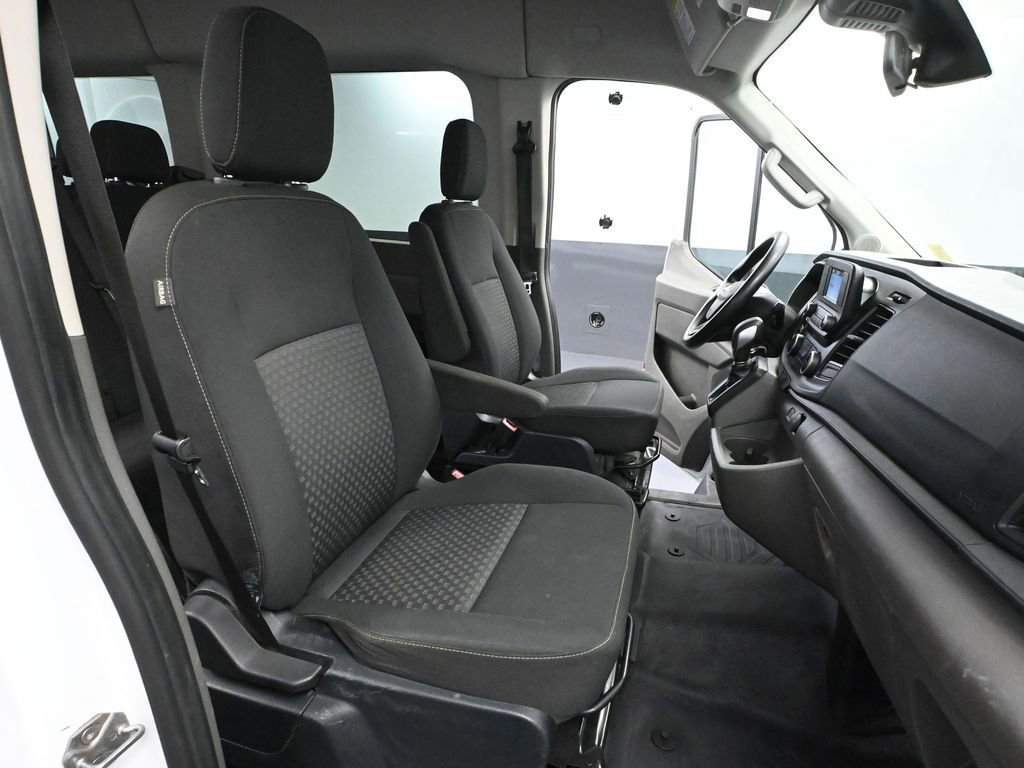 Used 2023 Ford Transit 350 XL image 46