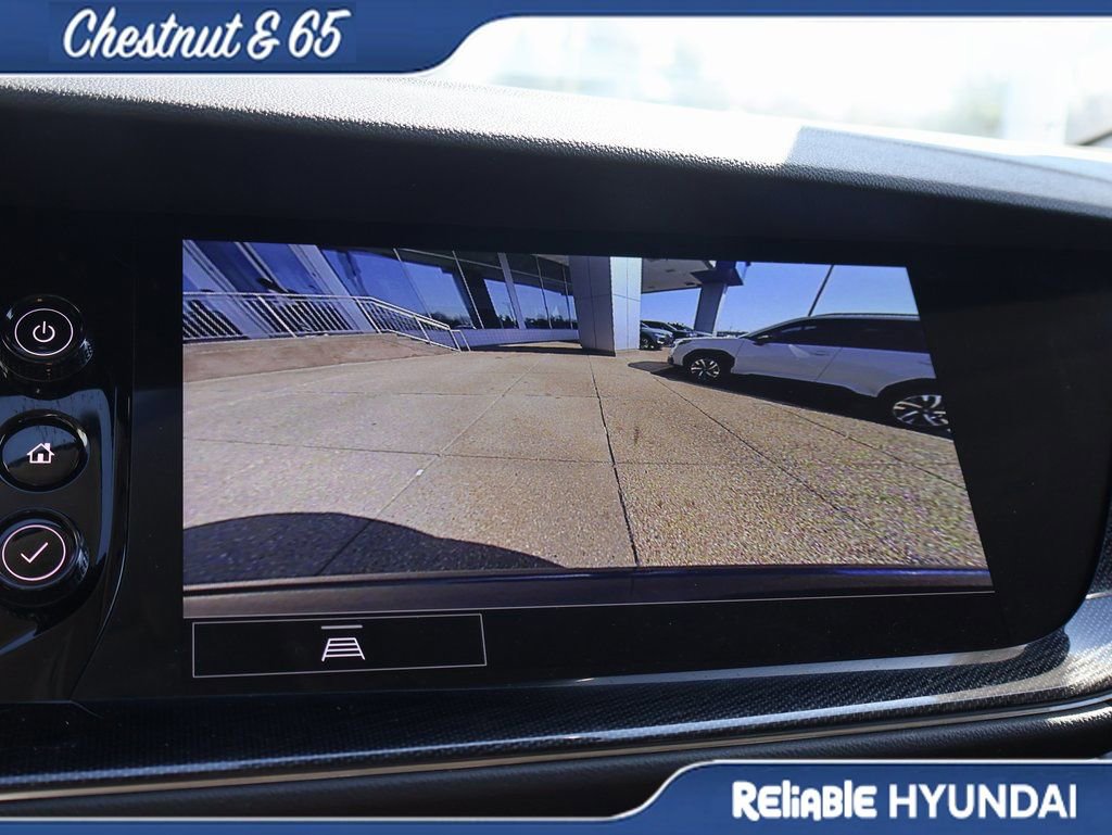 Used 2023 Buick Envision Essence image 35