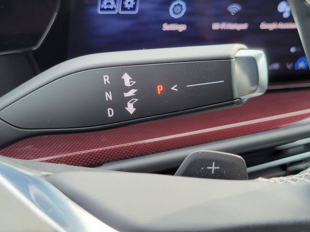 Used 2024 Chevrolet Traverse Z71 w/ LPO, Floor Liner Package AWD/4WD image 18