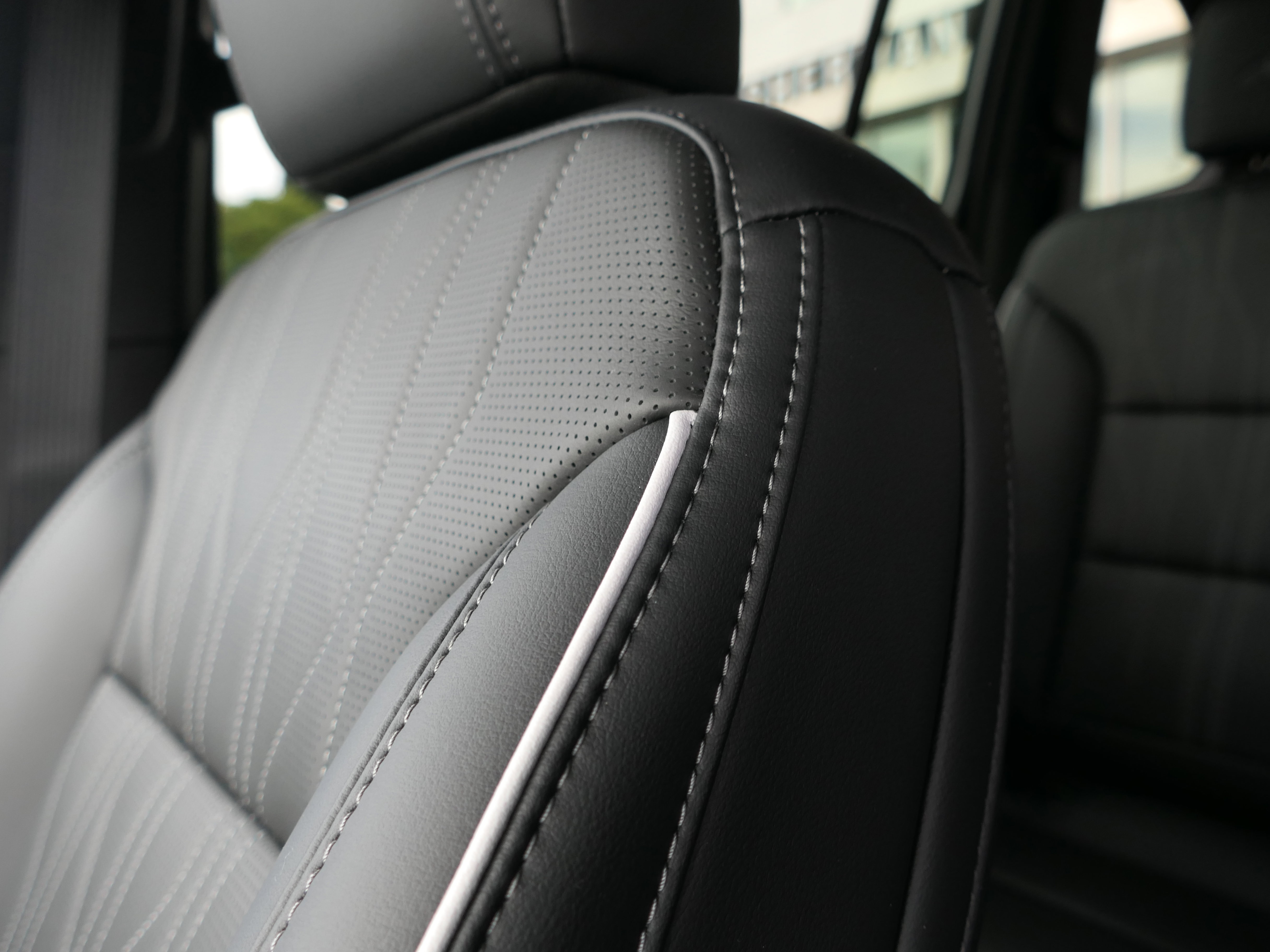 New 2026 Buick Enclave Avenir w/ Super Cruise Package image 13