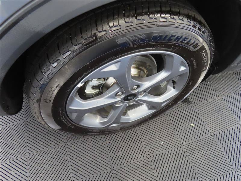 Used 2025 Ford Escape ST-Line FWD image 8