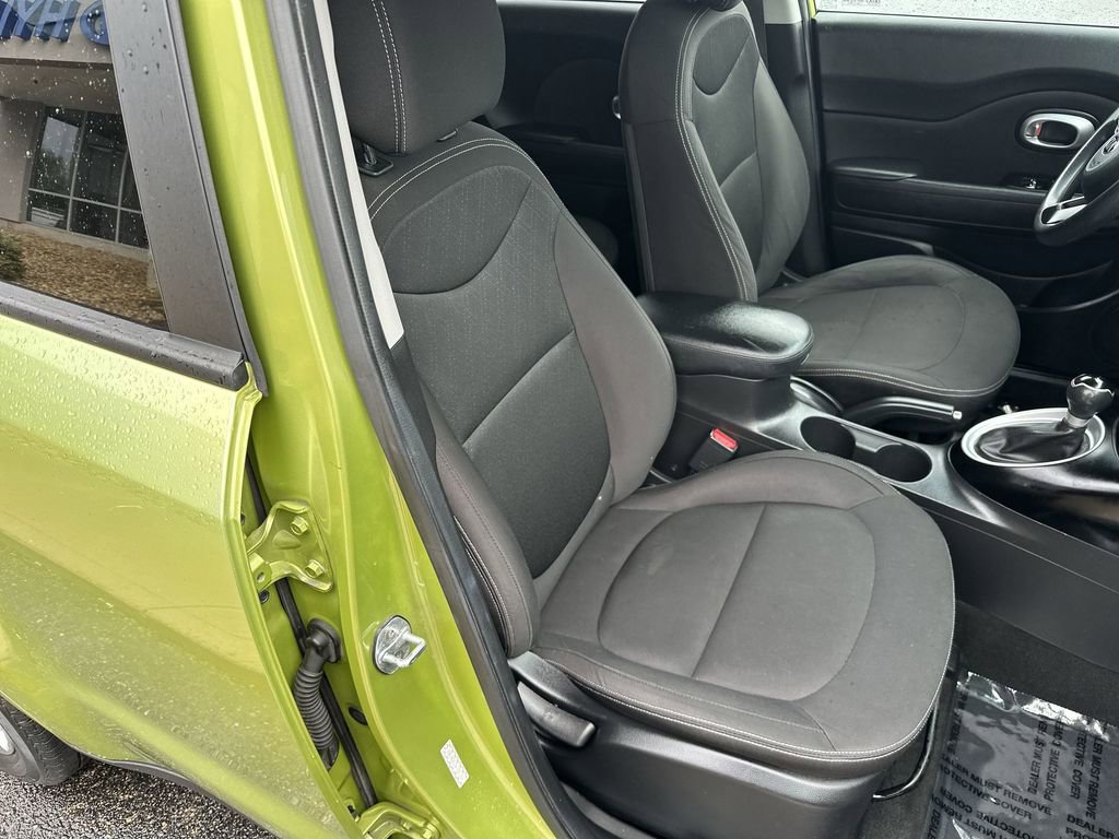 Used 2017 Kia Soul w/ Convenience Package image 23