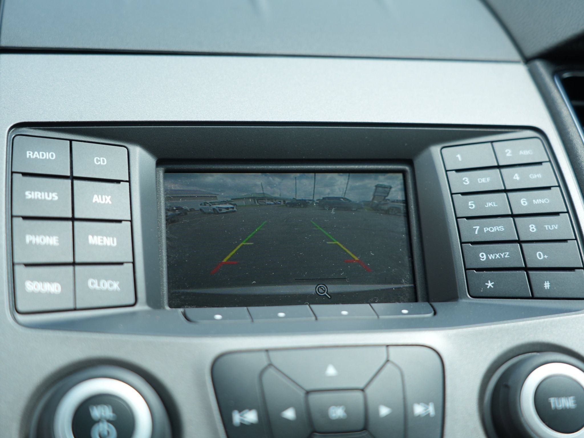 Used 2018 Ford Taurus SE FWD image 35