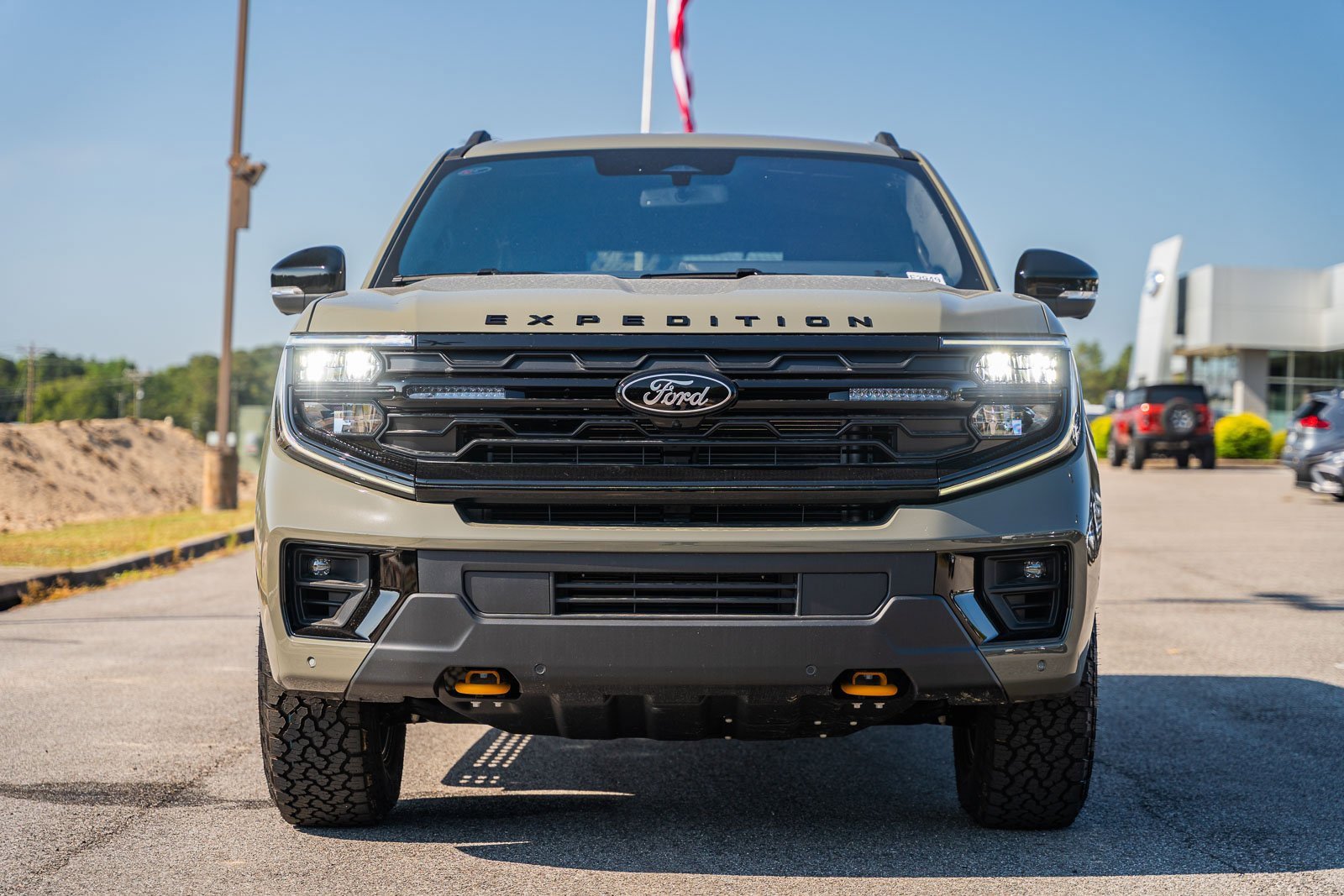 New 2025 Ford Expedition Tremor image 2