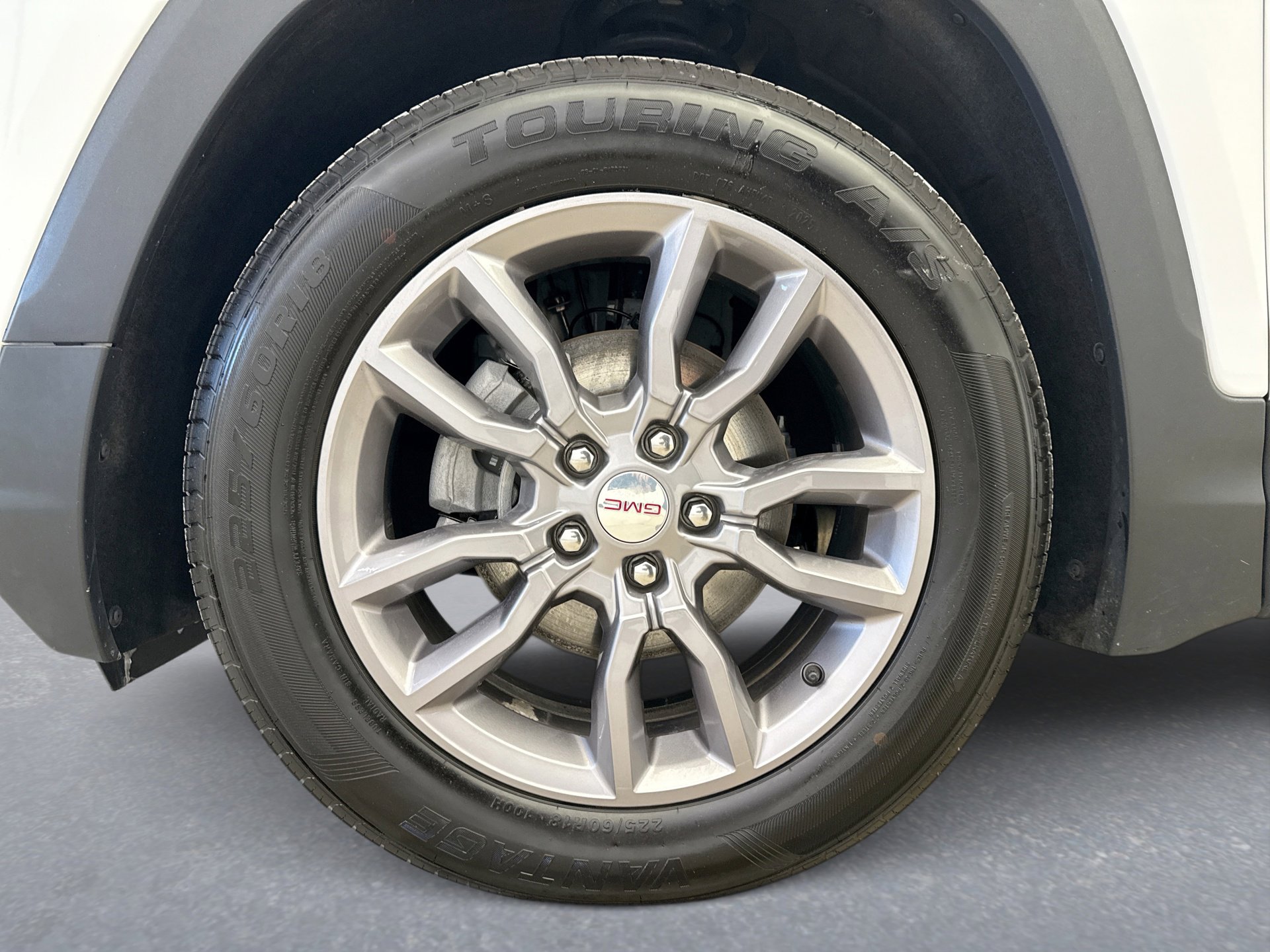 Used 2023 GMC Terrain SLT image 22