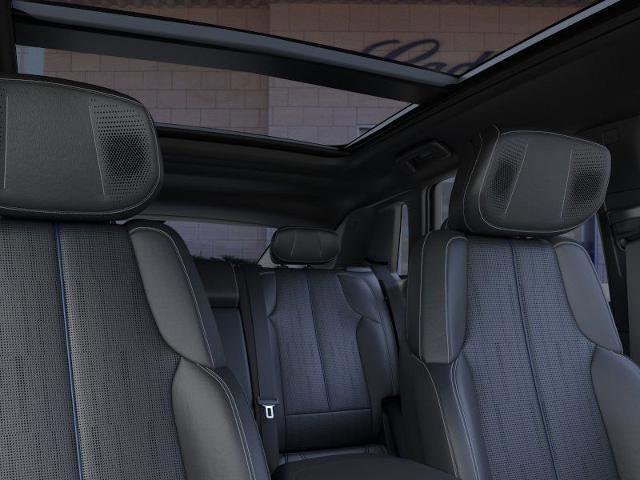 New 2026 Cadillac Lyriq Premium Luxury image 24