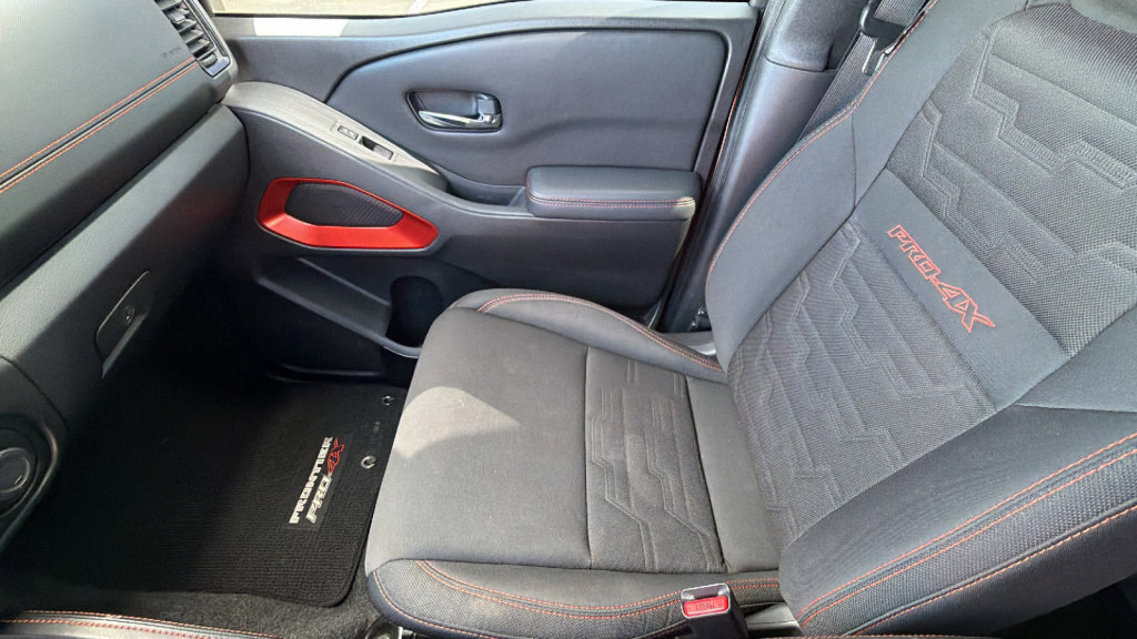 Used 2022 Nissan Frontier PRO-4X w/ Off-Road Protection Package image 12