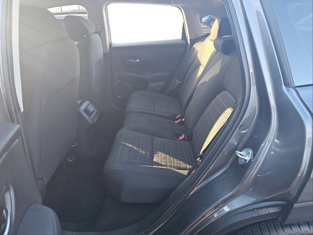 Used 2025 Honda HR-V LX image 9