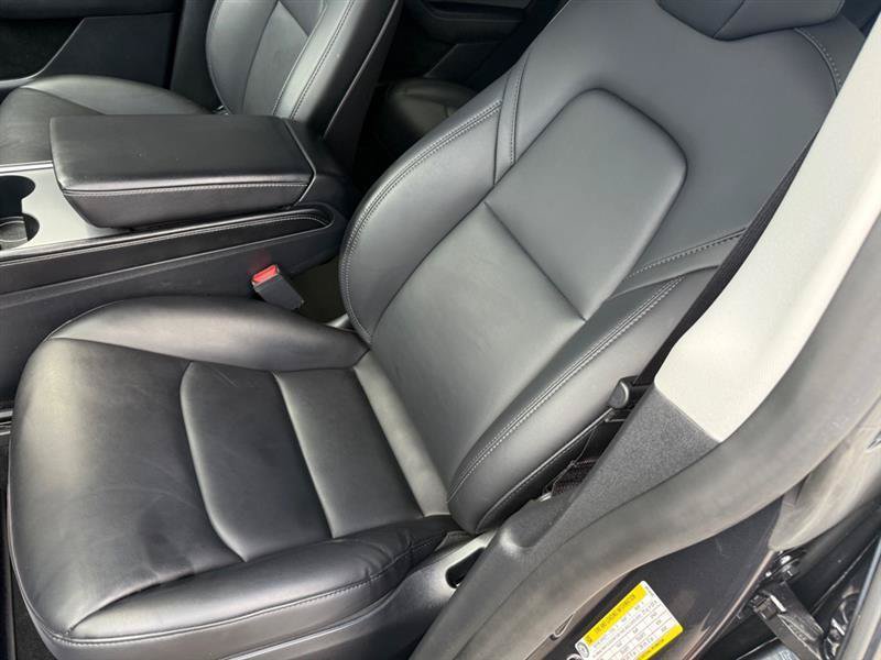 Used 2024 Tesla Model Y Long Range AWD/4WD image 13