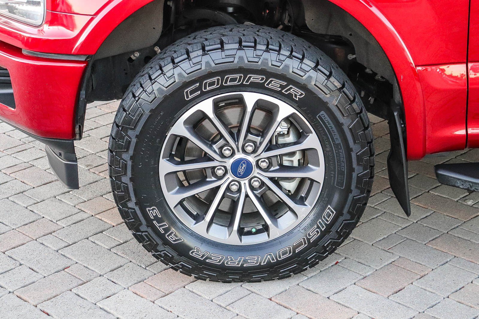 Used 2019 Ford F150 XLT w/ Equipment Group 302A Luxury image 13