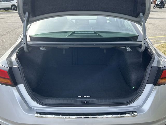 Used 2023 Nissan Altima 2.5 SR w/ SR Premium Package image 27