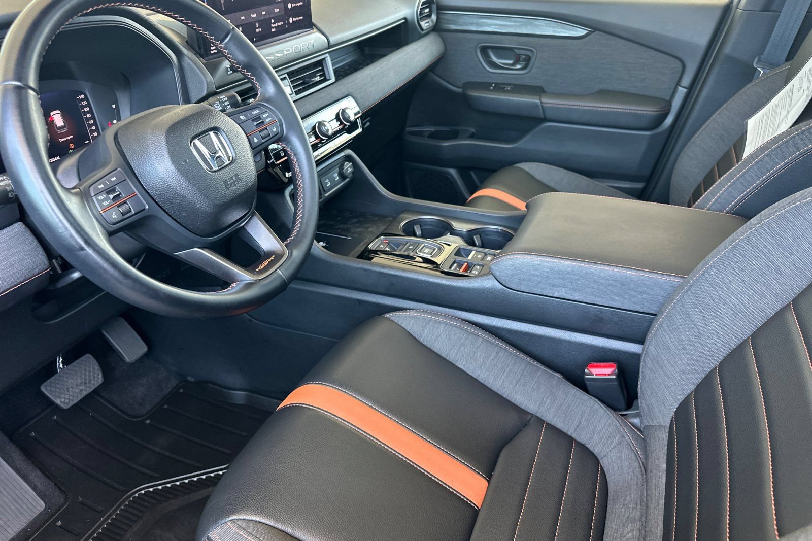 Used 2026 Honda Passport TrailSport image 10
