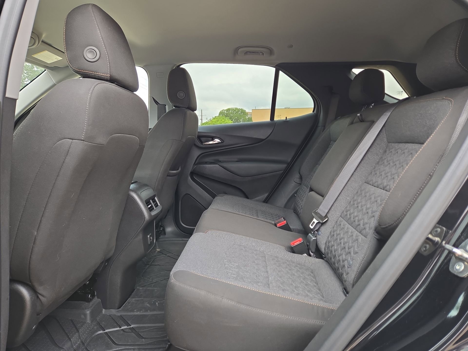 Used 2024 Chevrolet Equinox LT w/ LPO, Floor Liner Package FWD image 13
