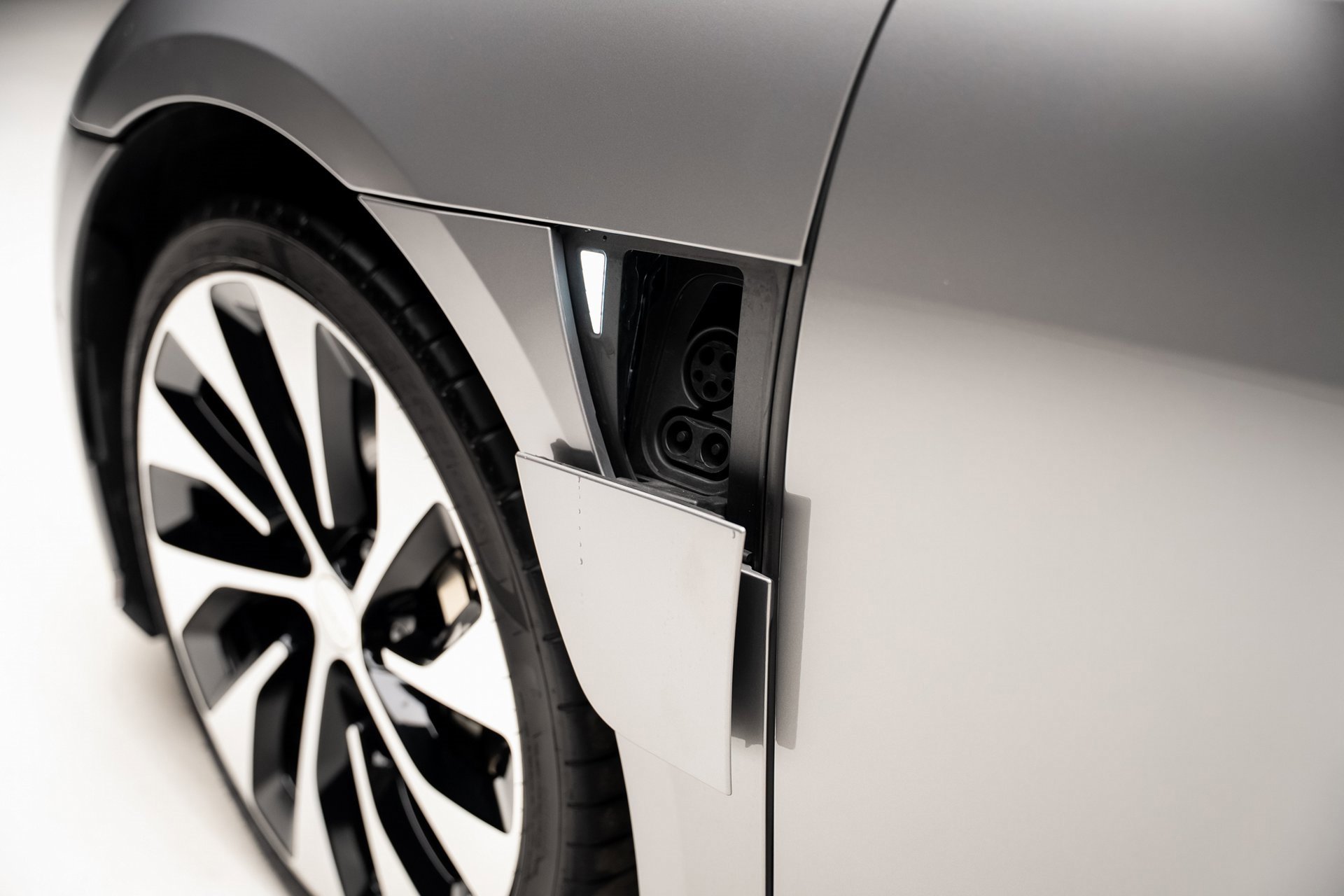 Used 2022 Lucid Air Grand Touring image 23